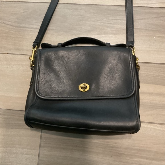 SOLD! SOLD! 9870 Court black leather crossbody shoulder dress purse tote bag - Picture 7 of 8